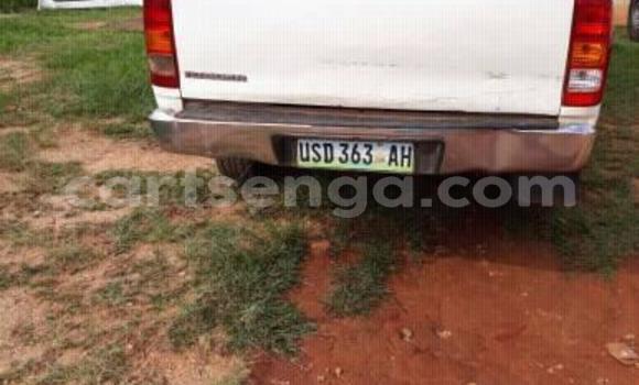 Acheter Occasion Voiture Toyota Hilux Blanc à Mbabane, Manzini Acheter Occasion Voiture Toyota Hilux Blanc à Mbabane, Manzini