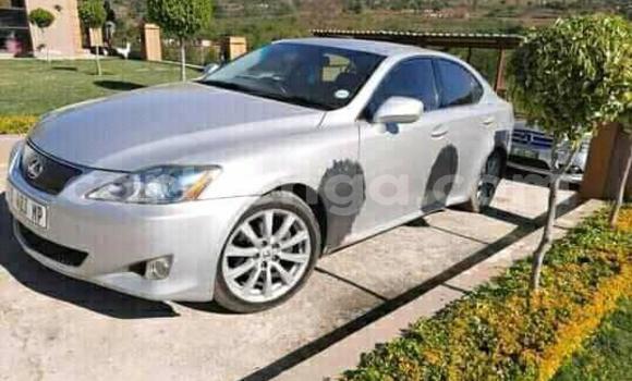 Nunua Ilio tumika Lexus IS Silver Gari ndani ya Manzini nchini Manzini Nunua Ilio tumika Lexus IS Silver Gari ndani ya Manzini nchini Manzini