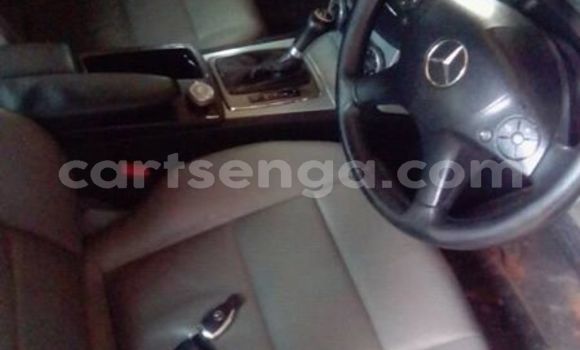 Acheter Occasion Voiture Mercedes‒Benz C–Class Blanc à Mbabane, Manzini Acheter Occasion Voiture Mercedes‒Benz C–Class Blanc à Mbabane, Manzini