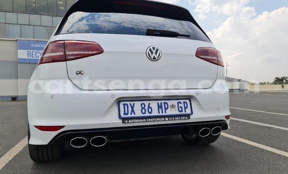 Acheter Occasion Voiture Volkswagen Golf R Blanc à Ezulwini, Hhohho Acheter Occasion Voiture Volkswagen Golf R Blanc à Ezulwini, Hhohho