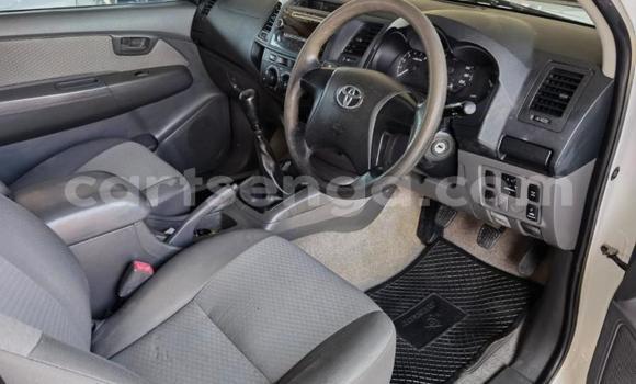 Acheter Occasion Voiture Toyota Hilux Blanc à Big Bend, Lubombo Acheter Occasion Voiture Toyota Hilux Blanc à Big Bend, Lubombo