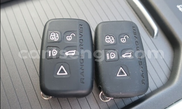 Nunua Ilio tumika Range Rover Evoque Red Gari ndani ya Big Bend nchini Lubombo Nunua Ilio tumika Range Rover Evoque Red Gari ndani ya Big Bend nchini Lubombo