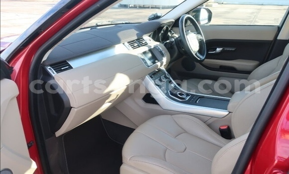 Nunua Ilio tumika Range Rover Evoque Red Gari ndani ya Big Bend nchini Lubombo Nunua Ilio tumika Range Rover Evoque Red Gari ndani ya Big Bend nchini Lubombo