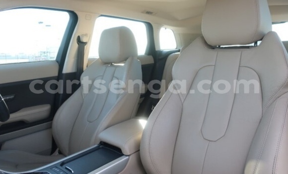 Nunua Ilio tumika Range Rover Evoque Red Gari ndani ya Big Bend nchini Lubombo Nunua Ilio tumika Range Rover Evoque Red Gari ndani ya Big Bend nchini Lubombo