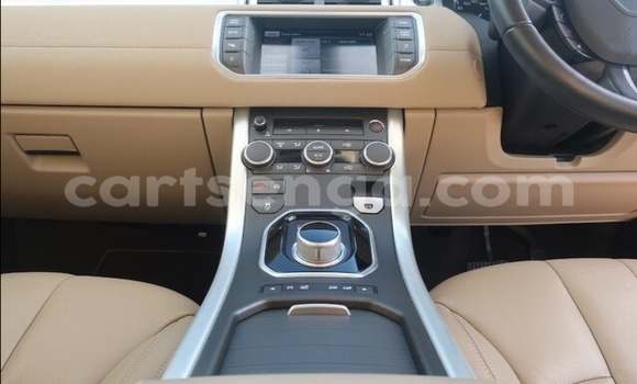 Nunua Ilio tumika Range Rover Evoque Red Gari ndani ya Big Bend nchini Lubombo Nunua Ilio tumika Range Rover Evoque Red Gari ndani ya Big Bend nchini Lubombo