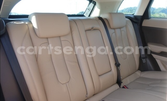 Nunua Ilio tumika Range Rover Evoque Red Gari ndani ya Big Bend nchini Lubombo Nunua Ilio tumika Range Rover Evoque Red Gari ndani ya Big Bend nchini Lubombo