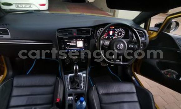 Buy Used Volkswagen Golf R Other Car in Hlatikulu in Shiselweni District Buy Used Volkswagen Golf R Other Car in Hlatikulu in Shiselweni District