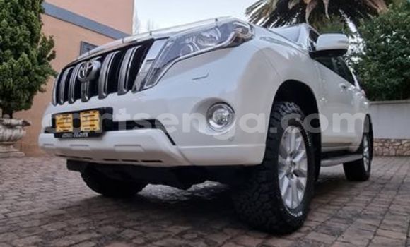 Nunua Ilio tumika Toyota Prado White Gari ndani ya Mbabane nchini Manzini Nunua Ilio tumika Toyota Prado White Gari ndani ya Mbabane nchini Manzini