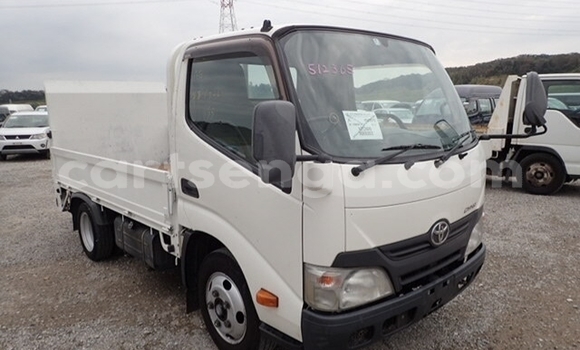 Acheter Occasion Utilitaire Toyota Dyna Blanc à Big Bend, Lubombo District Acheter Occasion Utilitaire Toyota Dyna Blanc à Big Bend, Lubombo District