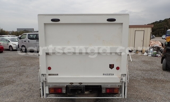 Acheter Occasion Utilitaire Toyota Dyna Blanc à Big Bend, Lubombo District Acheter Occasion Utilitaire Toyota Dyna Blanc à Big Bend, Lubombo District