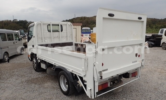 Acheter Occasion Utilitaire Toyota Dyna Blanc à Big Bend, Lubombo District Acheter Occasion Utilitaire Toyota Dyna Blanc à Big Bend, Lubombo District