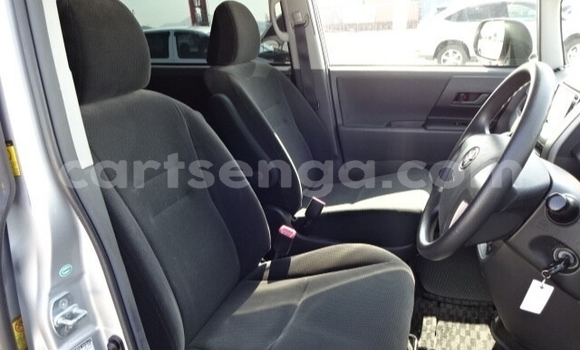 Nunua Ilio tumika Toyota Noah Silver Gari ndani ya Big Bend nchini Wilaya ya Lubombo Nunua Ilio tumika Toyota Noah Silver Gari ndani ya Big Bend nchini Wilaya ya Lubombo