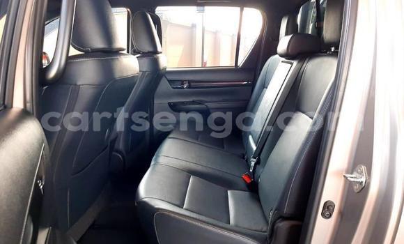 Nunua Ilio tumika Toyota Hilux Silver Gari ndani ya Bulembu nchini Hhohho Nunua Ilio tumika Toyota Hilux Silver Gari ndani ya Bulembu nchini Hhohho