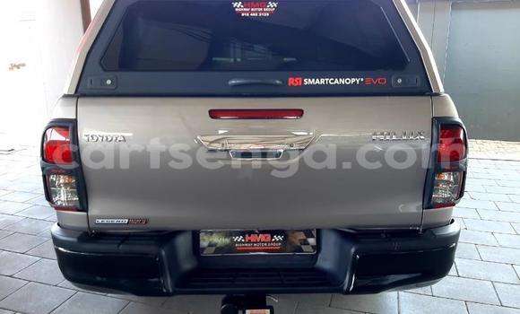 Nunua Ilio tumika Toyota Hilux Silver Gari ndani ya Bulembu nchini Hhohho Nunua Ilio tumika Toyota Hilux Silver Gari ndani ya Bulembu nchini Hhohho