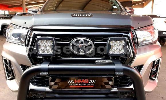Nunua Ilio tumika Toyota Hilux Silver Gari ndani ya Bulembu nchini Hhohho Nunua Ilio tumika Toyota Hilux Silver Gari ndani ya Bulembu nchini Hhohho