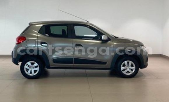 Nunua Ilio tumika Renault KWID Beige Gari ndani ya Big Bend nchini Lubombo Nunua Ilio tumika Renault KWID Beige Gari ndani ya Big Bend nchini Lubombo