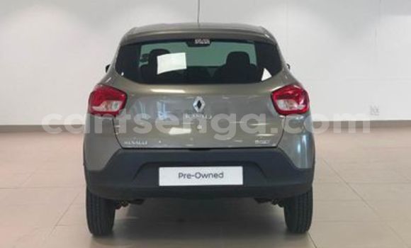 Nunua Ilio tumika Renault KWID Beige Gari ndani ya Big Bend nchini Lubombo Nunua Ilio tumika Renault KWID Beige Gari ndani ya Big Bend nchini Lubombo