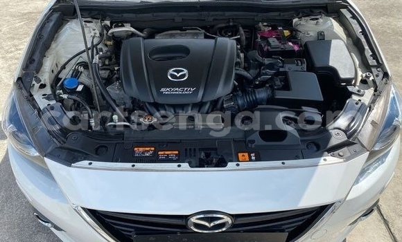 Nunua Ilio tumika Mazda 3 White Gari ndani ya Big Bend nchini Wilaya ya Lubombo Nunua Ilio tumika Mazda 3 White Gari ndani ya Big Bend nchini Wilaya ya Lubombo