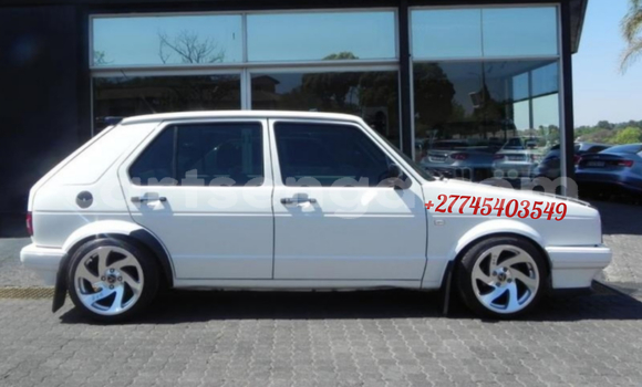 Nunua Ilio tumika Volkswagen Golf White Gari ndani ya Hlatikulu nchini Wilaya ya Shiselweni Nunua Ilio tumika Volkswagen Golf White Gari ndani ya Hlatikulu nchini Wilaya ya Shiselweni