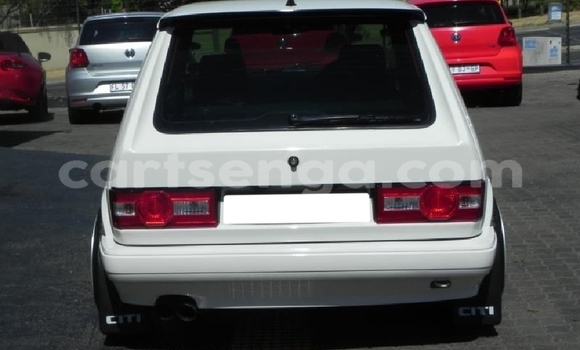 Nunua Ilio tumika Volkswagen Golf White Gari ndani ya Hlatikulu nchini Wilaya ya Shiselweni Nunua Ilio tumika Volkswagen Golf White Gari ndani ya Hlatikulu nchini Wilaya ya Shiselweni