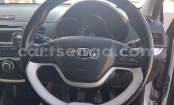 Nunua Ilio tumika Kia Picanto Silver Gari ndani ya Big Bend nchini Lubombo Nunua Ilio tumika Kia Picanto Silver Gari ndani ya Big Bend nchini Lubombo