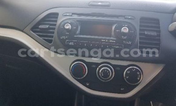 Nunua Ilio tumika Kia Picanto Silver Gari ndani ya Big Bend nchini Lubombo Nunua Ilio tumika Kia Picanto Silver Gari ndani ya Big Bend nchini Lubombo