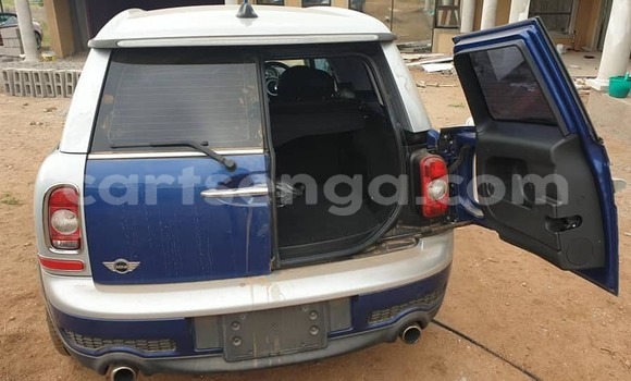 Nunua Ilio tumika MINI Cooper Blue Gari ndani ya Manzini nchini Manzini Nunua Ilio tumika MINI Cooper Blue Gari ndani ya Manzini nchini Manzini