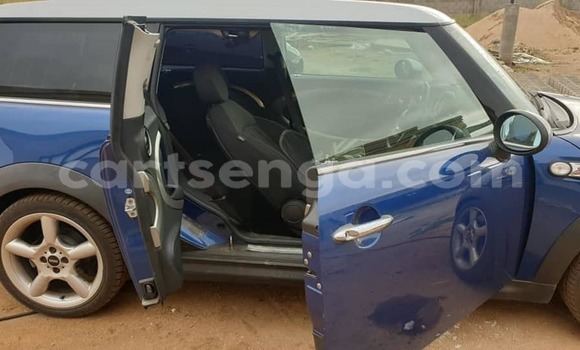 Nunua Ilio tumika MINI Cooper Blue Gari ndani ya Manzini nchini Manzini Nunua Ilio tumika MINI Cooper Blue Gari ndani ya Manzini nchini Manzini