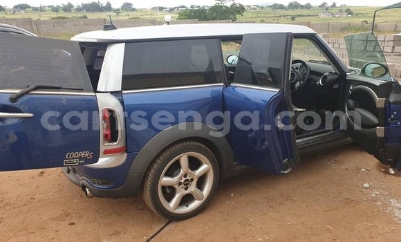 Nunua Ilio tumika MINI Cooper Blue Gari ndani ya Manzini nchini Manzini Nunua Ilio tumika MINI Cooper Blue Gari ndani ya Manzini nchini Manzini