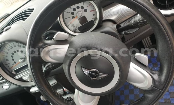 Nunua Ilio tumika MINI Cooper Blue Gari ndani ya Manzini nchini Manzini Nunua Ilio tumika MINI Cooper Blue Gari ndani ya Manzini nchini Manzini