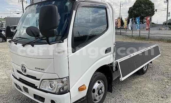 Buy Used Toyota Dyna White Car in Mbabane in Manzini Buy Used Toyota Dyna White Car in Mbabane in Manzini