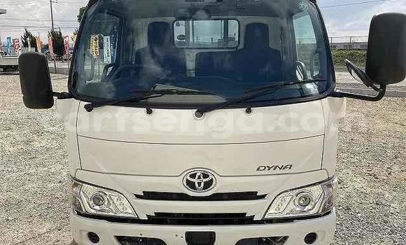 Buy Used Toyota Dyna White Car in Mbabane in Manzini Buy Used Toyota Dyna White Car in Mbabane in Manzini