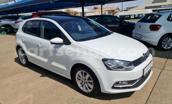 Acheter Occasion Voiture Volkswagen Polo Blanc à Ezulwini, Hhohho Acheter Occasion Voiture Volkswagen Polo Blanc à Ezulwini, Hhohho