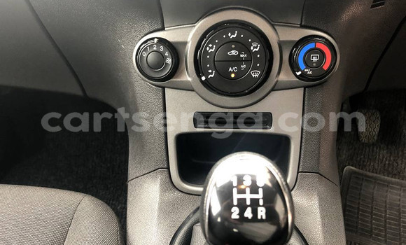 Acheter Occasion Voiture Ford Fiesta Gris à Bulembu, Hhohho Acheter Occasion Voiture Ford Fiesta Gris à Bulembu, Hhohho