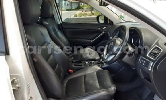 Nunua Ilio tumika Mazda CX-5 White Gari ndani ya Ezulwini nchini Hhohho Nunua Ilio tumika Mazda CX-5 White Gari ndani ya Ezulwini nchini Hhohho