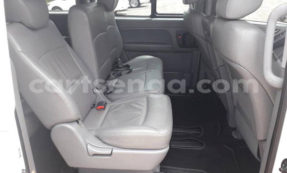 Buy Used Hyundai H1 White Car in Ezulwini in Hhohho Buy Used Hyundai H1 White Car in Ezulwini in Hhohho