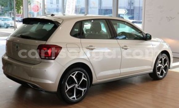 Acheter Occasion Voiture Volkswagen Polo Gris à Ezulwini, Hhohho Acheter Occasion Voiture Volkswagen Polo Gris à Ezulwini, Hhohho