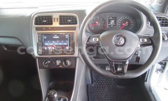 Acheter Occasion Voiture Volkswagen Polo Gris à Ezulwini, Hhohho Acheter Occasion Voiture Volkswagen Polo Gris à Ezulwini, Hhohho