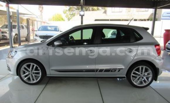 Acheter Occasion Voiture Volkswagen Polo Gris à Ezulwini, Hhohho Acheter Occasion Voiture Volkswagen Polo Gris à Ezulwini, Hhohho