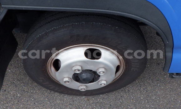 Buy Used Isuzu FTR 850 Blue Truck in Import - Dubai in Hhohho Buy Used Isuzu FTR 850 Blue Truck in Import - Dubai in Hhohho