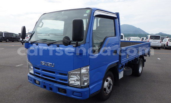 Buy Used Isuzu FTR 850 Blue Truck in Import - Dubai in Hhohho Buy Used Isuzu FTR 850 Blue Truck in Import - Dubai in Hhohho