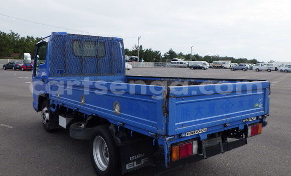 Buy Used Isuzu FTR 850 Blue Truck in Import - Dubai in Hhohho Buy Used Isuzu FTR 850 Blue Truck in Import - Dubai in Hhohho