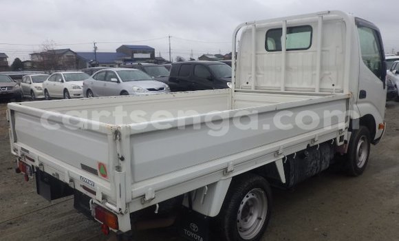 Acheter Occasion Utilitaire Toyota Dyna Blanc à Big Bend, Lubombo Acheter Occasion Utilitaire Toyota Dyna Blanc à Big Bend, Lubombo