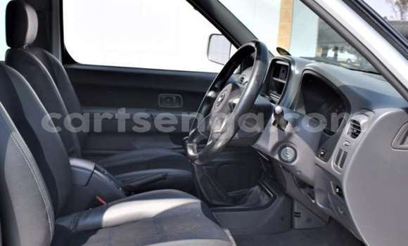 Acheter Occasion Voiture Nissan Hardbody Blanc à Bulembu, Hhohho Acheter Occasion Voiture Nissan Hardbody Blanc à Bulembu, Hhohho