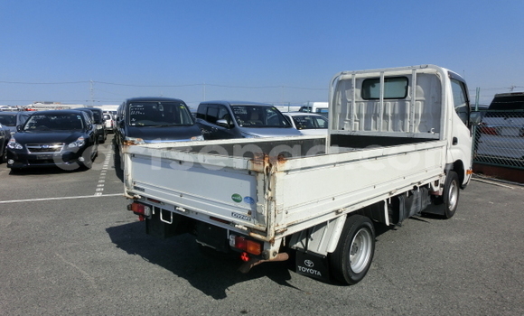 Acheter Occasion Utilitaire Toyota Dyna Blanc à Bulembu, Hhohho Acheter Occasion Utilitaire Toyota Dyna Blanc à Bulembu, Hhohho