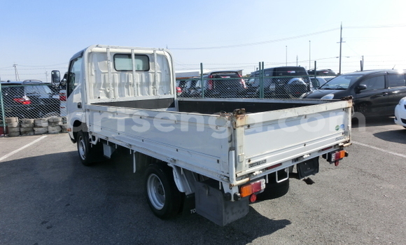 Acheter Occasion Utilitaire Toyota Dyna Blanc à Bulembu, Hhohho Acheter Occasion Utilitaire Toyota Dyna Blanc à Bulembu, Hhohho