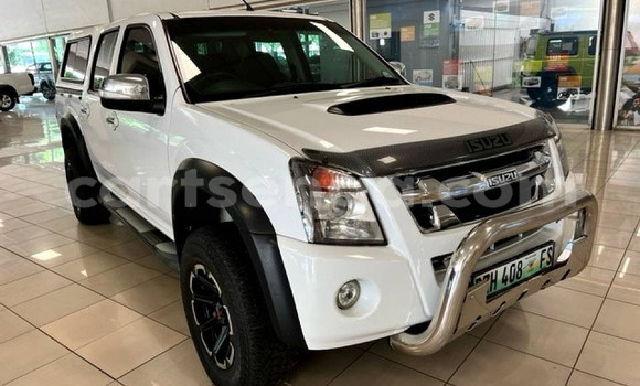 Nunua Ilio tumika Isuzu KB White Gari ndani ya Hlatikulu nchini Wilaya ya Shiselweni Nunua Ilio tumika Isuzu KB White Gari ndani ya Hlatikulu nchini Wilaya ya Shiselweni