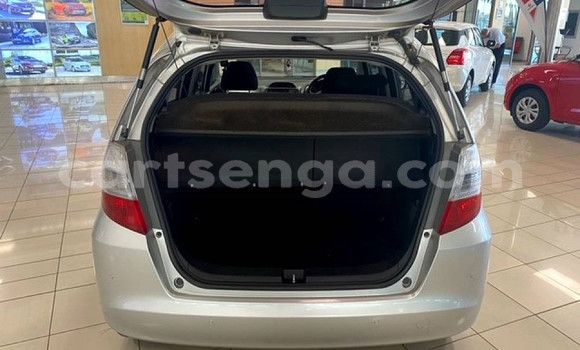 Nunua Ilio tumika Honda Jazz Silver Gari ndani ya Hlatikulu nchini Wilaya ya Shiselweni Nunua Ilio tumika Honda Jazz Silver Gari ndani ya Hlatikulu nchini Wilaya ya Shiselweni