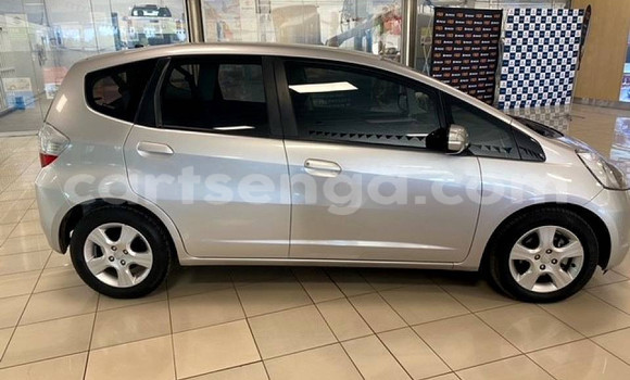 Nunua Ilio tumika Honda Jazz Silver Gari ndani ya Hlatikulu nchini Wilaya ya Shiselweni Nunua Ilio tumika Honda Jazz Silver Gari ndani ya Hlatikulu nchini Wilaya ya Shiselweni