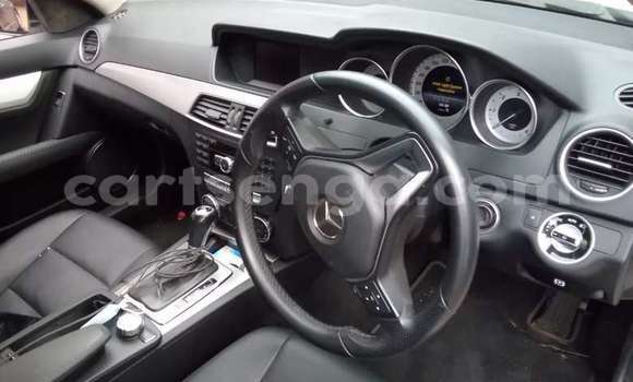 Acheter Occasion Voiture Mercedes‒Benz 200 Blanc à Ezulwini, Hhohho Acheter Occasion Voiture Mercedes‒Benz 200 Blanc à Ezulwini, Hhohho